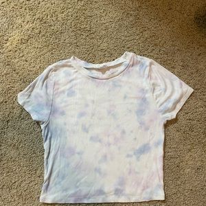 white tie-dye cropped shirt